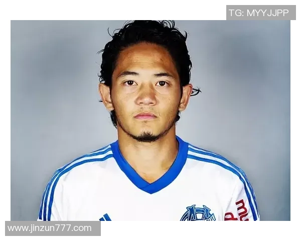 加蓬足球巨星带领国家队崭露头角成就非凡传奇风采