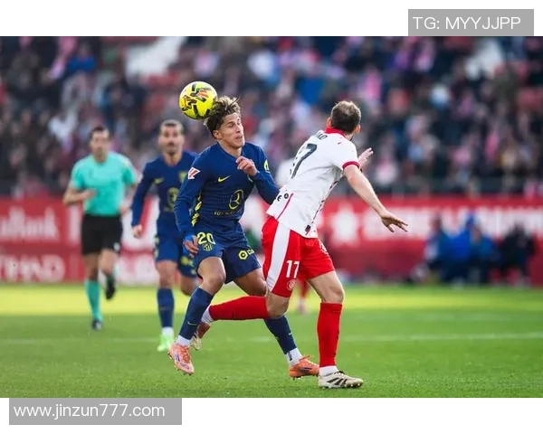 足球明星赛前握手瞬间集锦 展现体育精神与竞技风采